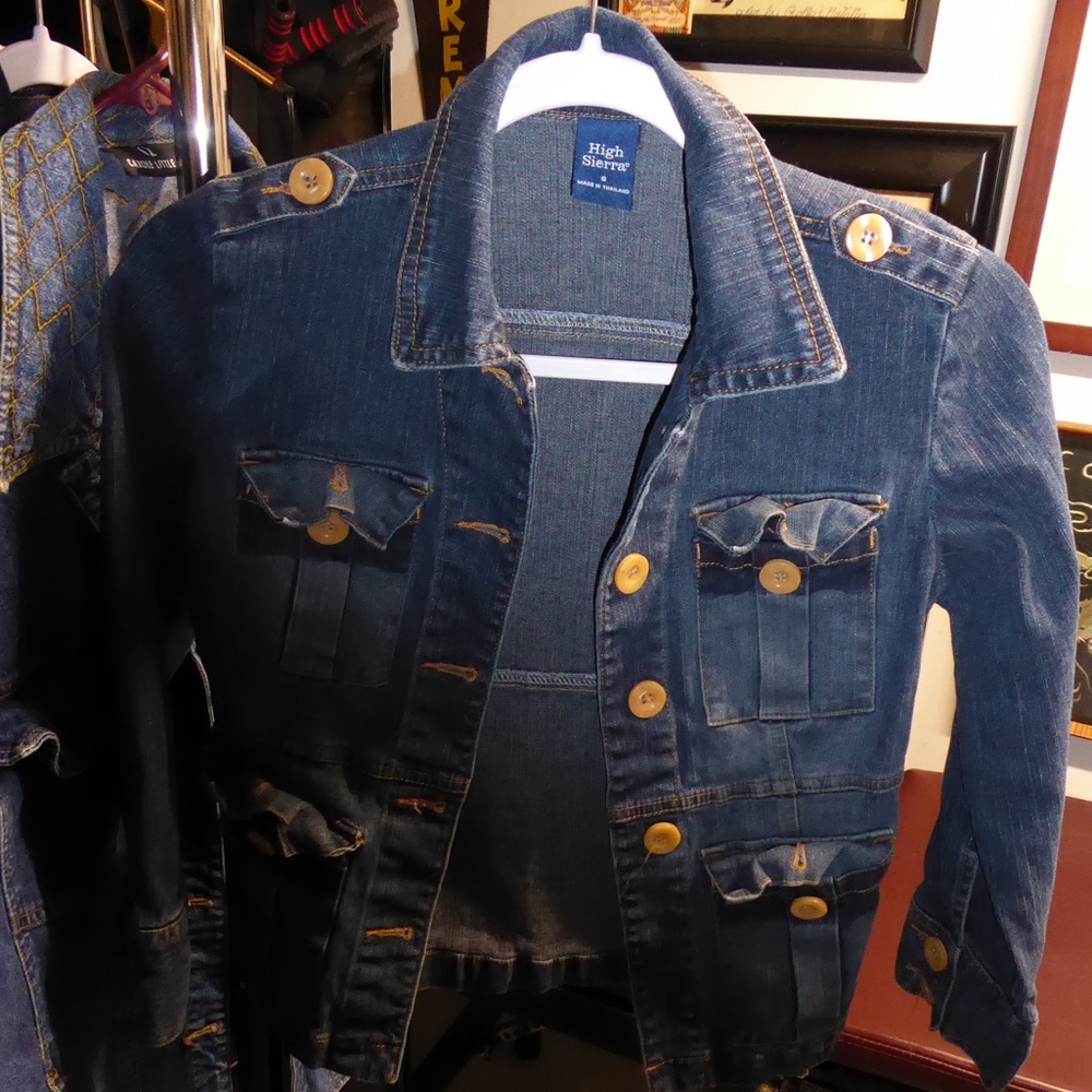 High Sierra size small denim jeans jacket pea coat